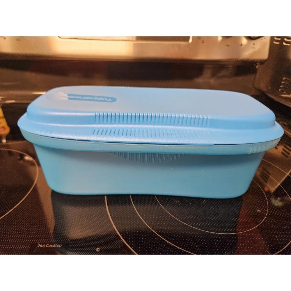 Blue Tupperware Microwave Pasta Maker Spaghetti Cooker #6775A W/ Lid #7209A EUC